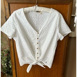 NWOT Roxy White Blouse. Size Small.